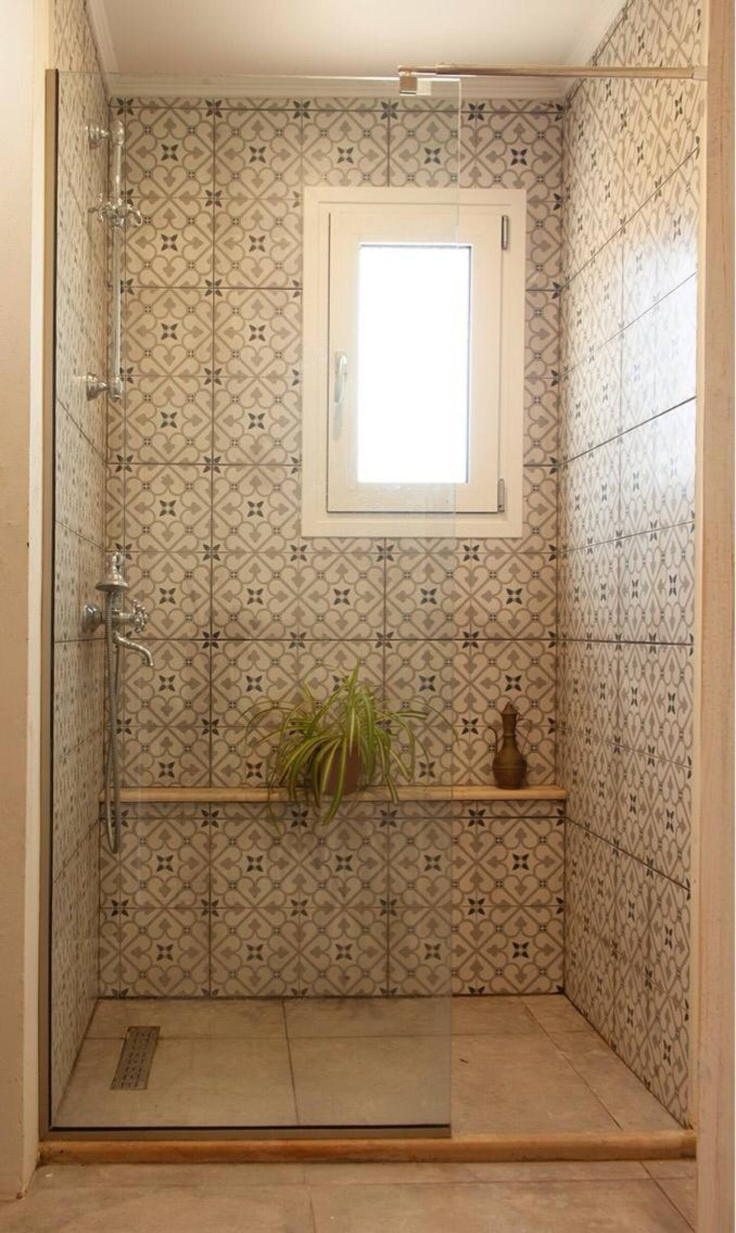 Zaharenia House, Corfu - Ground floor WC